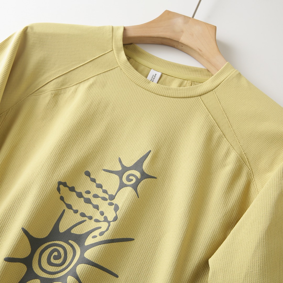 Camiseta Unisex de Manga Larga - Men'S Fashion Trends 2025 reseña y precio